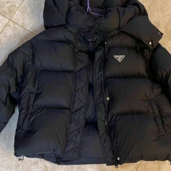 Women's Designer Winter Jacket - Picture 4 of 5